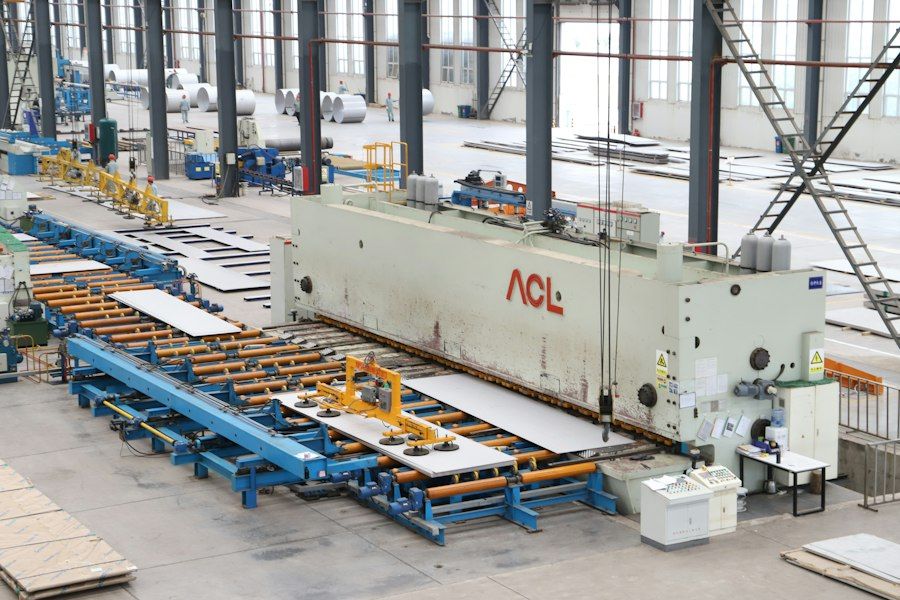 Dettaglio di materiali e macchinari industriali